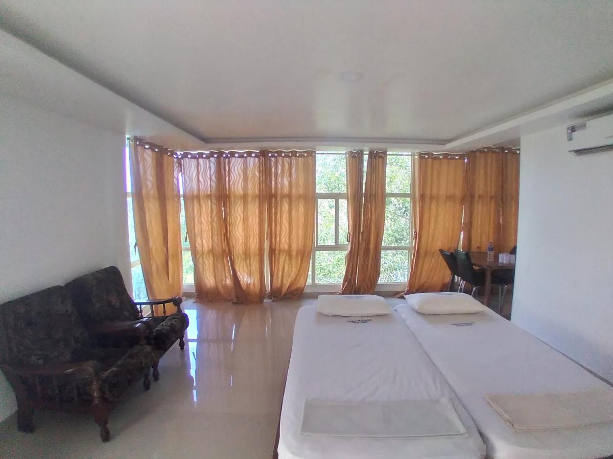 Thabasiya Resorts Kuzhittura エクステリア 写真